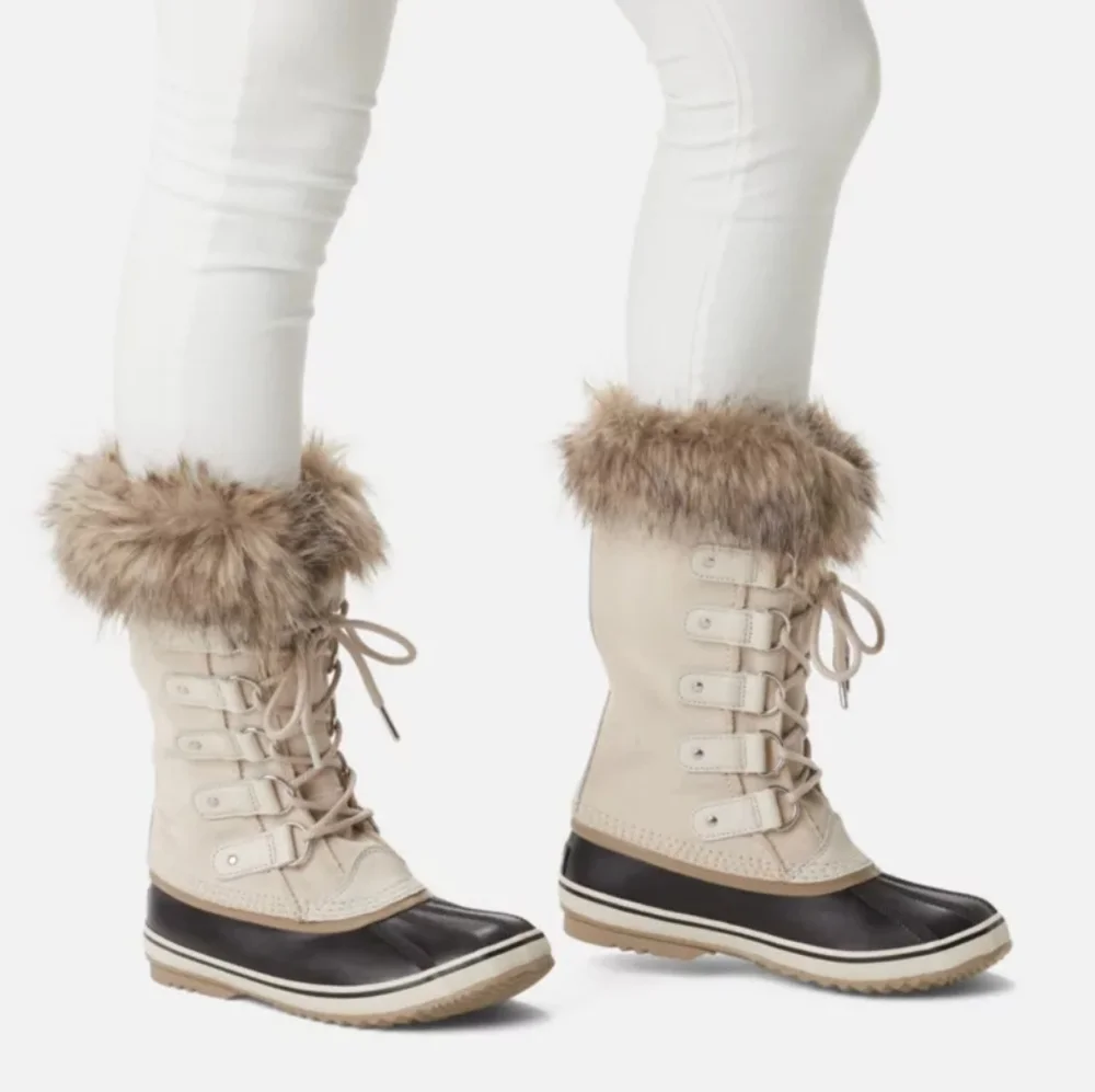 Sorel women's Joan of Arctic snow boots size 7